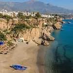 Wonderful Flat With Seaview In Nerja