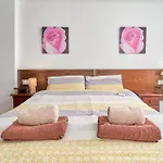 1 Bed Apartment With Sea View