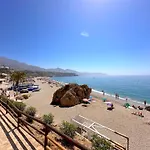 Tuhillo E1 Seaview Apartments Casasol