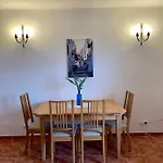 Casa Familiar In Punta Lara