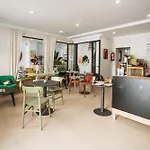 Naim Guest House Nerja