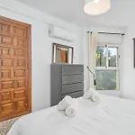 Bright And Spacious 2 Bed Apt