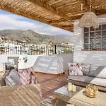 Chic Retreat With A Spacious Garden, Near Burriana Beach