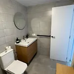 Beautiful Views, Pool & Just 10Min To The Beach