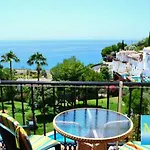 Apartamento con espectaculares vistas al mar.