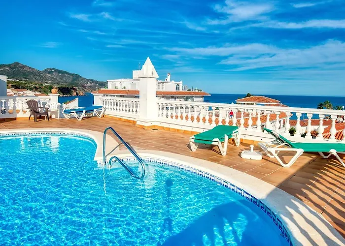 Nerja Center Apartment With Sea View