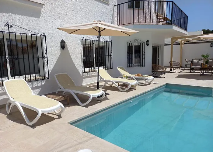 Villa El Algarrobo