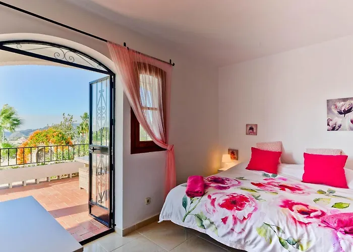 Casa Feliz Villa Nerja Spain