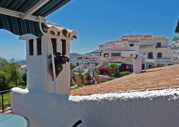 Apartment La Perla, Nerja With Seaview, Capistrano