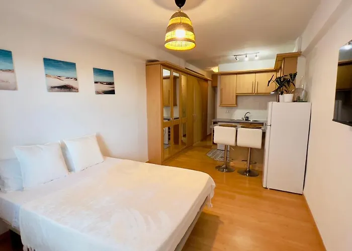 Estudio Bahia En El Centro De Nerja - South Costa