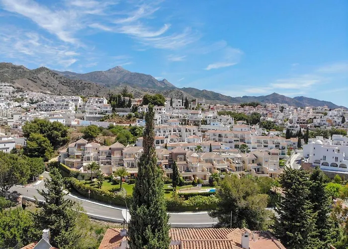 Nerja Paradise Rentals - Villa Ambar