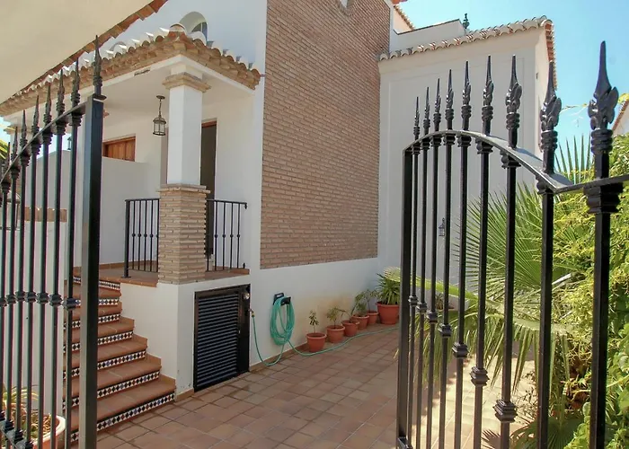 Nerja Paradise Rentals - Villa Las Brisas