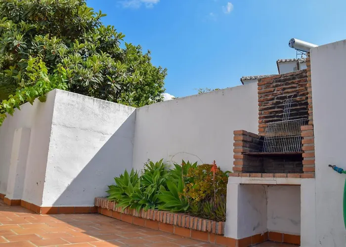 Nerja Paradise Rentals - Villa Los Leones