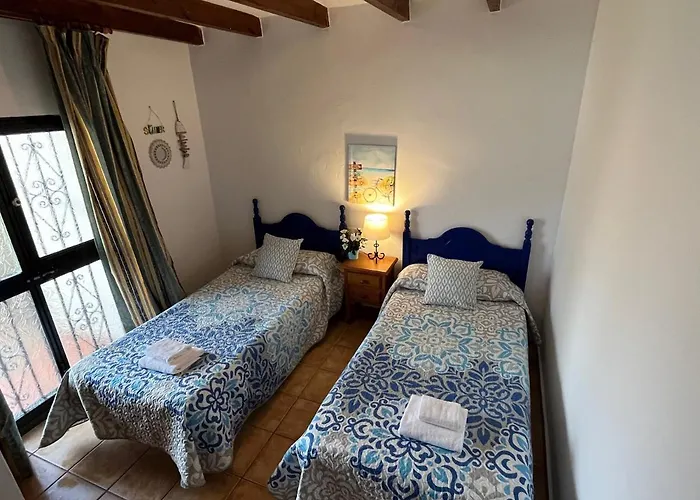 Nerja Paradise Rentals - Villa Alminares