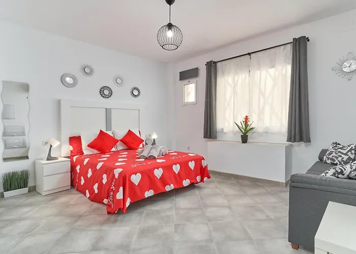 Nerja Boutique B2 Street Level