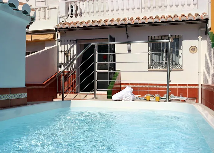 Nerja Casa Zuloaga Holidays Piscina Y Playa