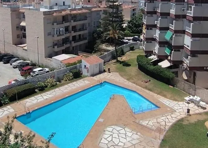 Luminoso Apartamento Playa Torrecilla. Con Piscina