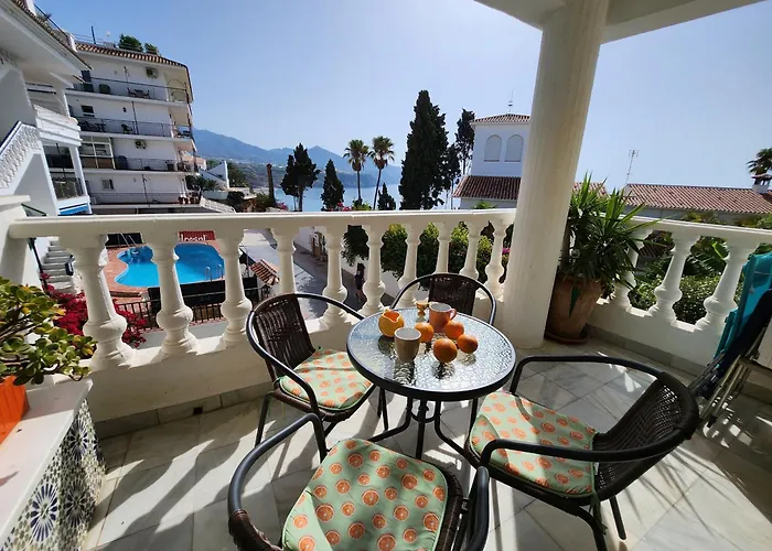 Carabeo 99 - Sleeps 4