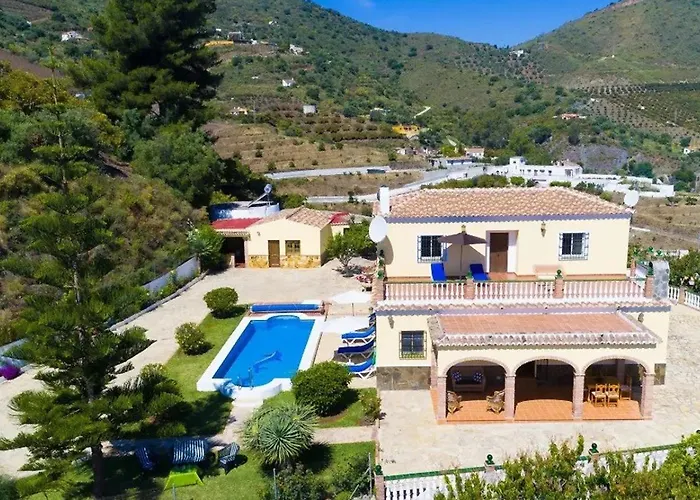 Villa Nerja Views - By Casitas Select