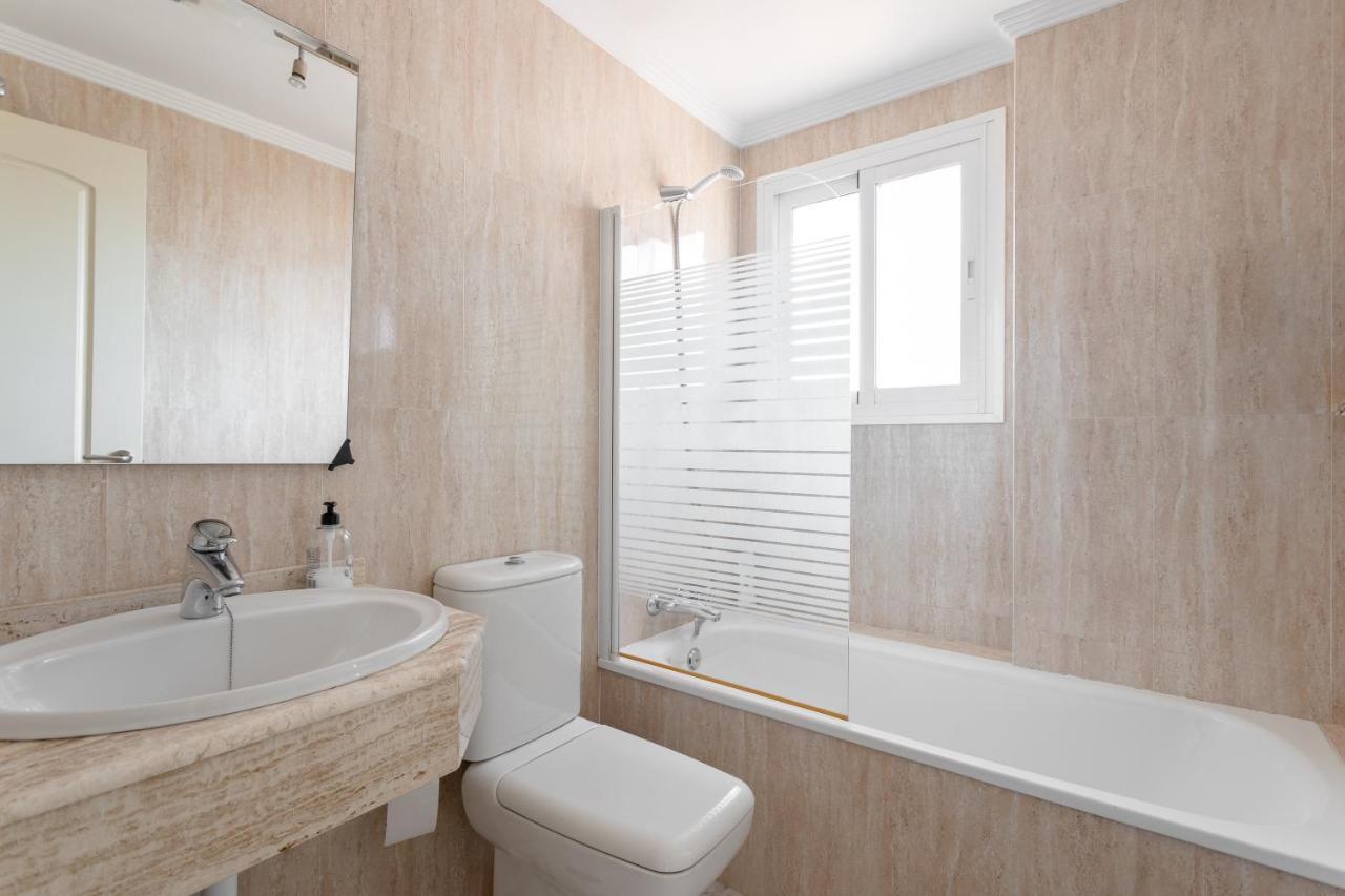 Apartment Ibn Sadi8 Playa Burriana Nerja