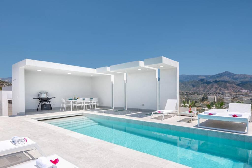 Punta Lara * Nerja