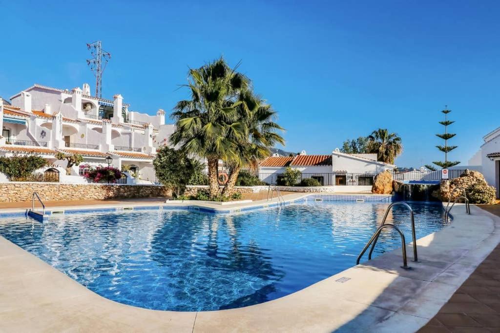 Capistrano Village, 1 Bedroom + Free Wi-fi *