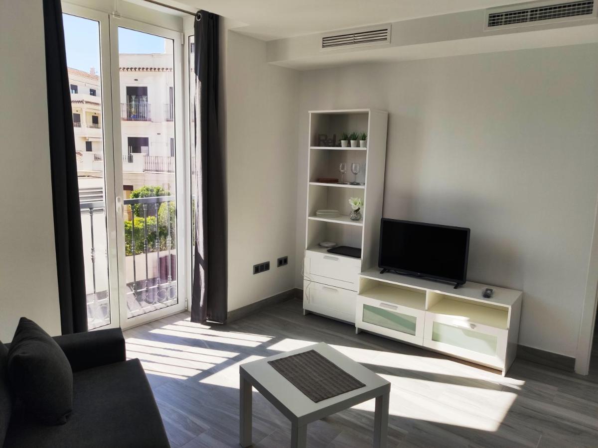 Gran Plaza De Apartamento Nerja