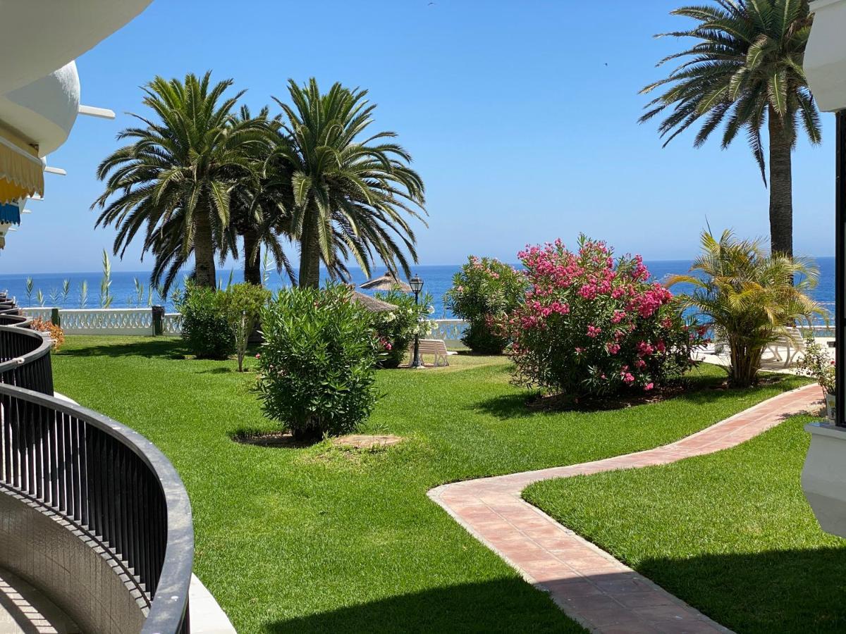 Acapulco Playa 100 Nerja