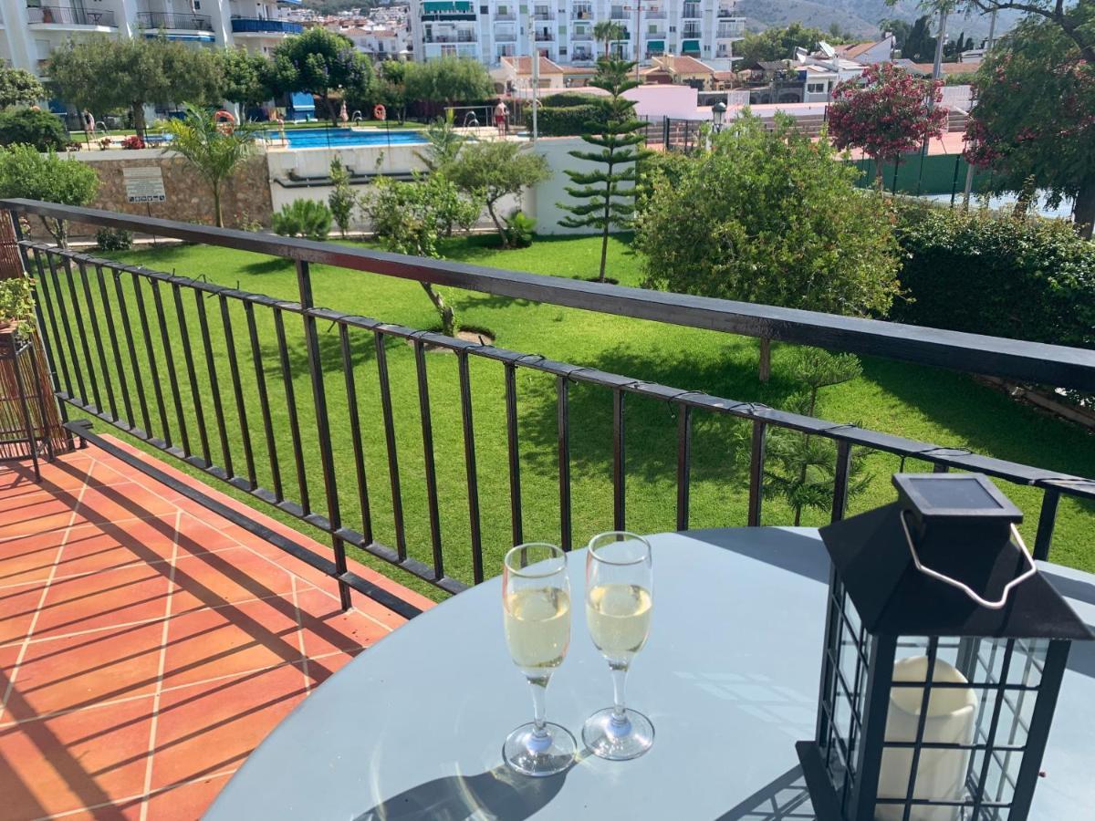 Tres Hermanos - Spacious Modern 2 Bedroom Nerja