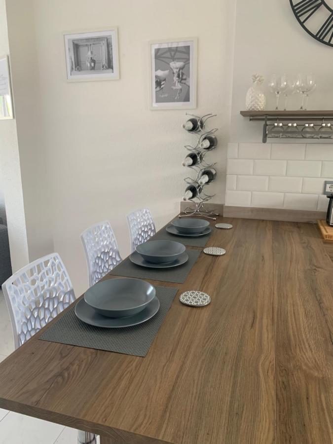 Tres Hermanos - Spacious Modern 2 Bedroom Nerja