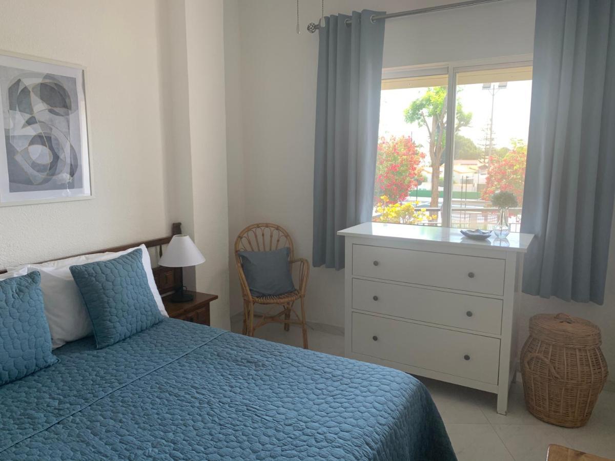 Tres Hermanos - Spacious Modern 2 Bedroom *