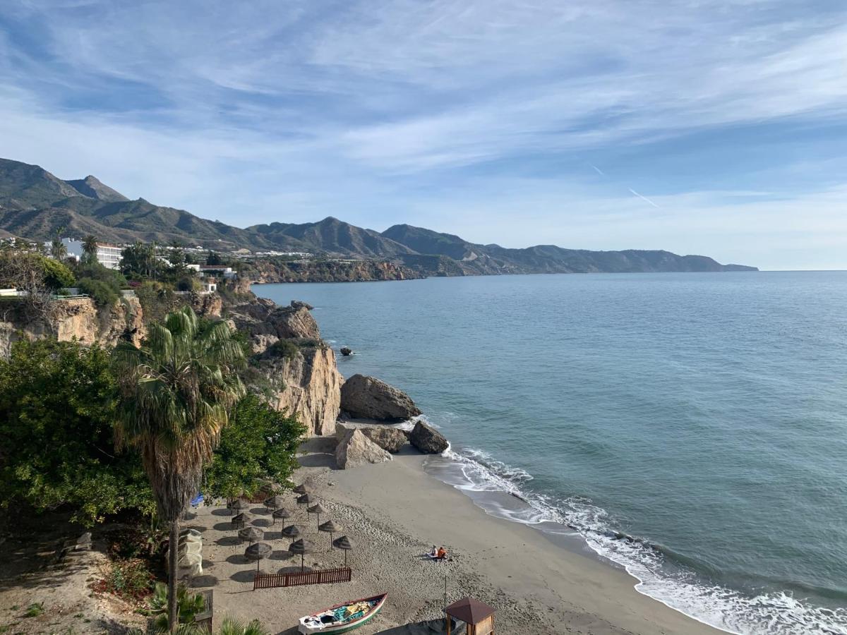 Tres Hermanos - Spacious Modern 2 Bedroom Nerja