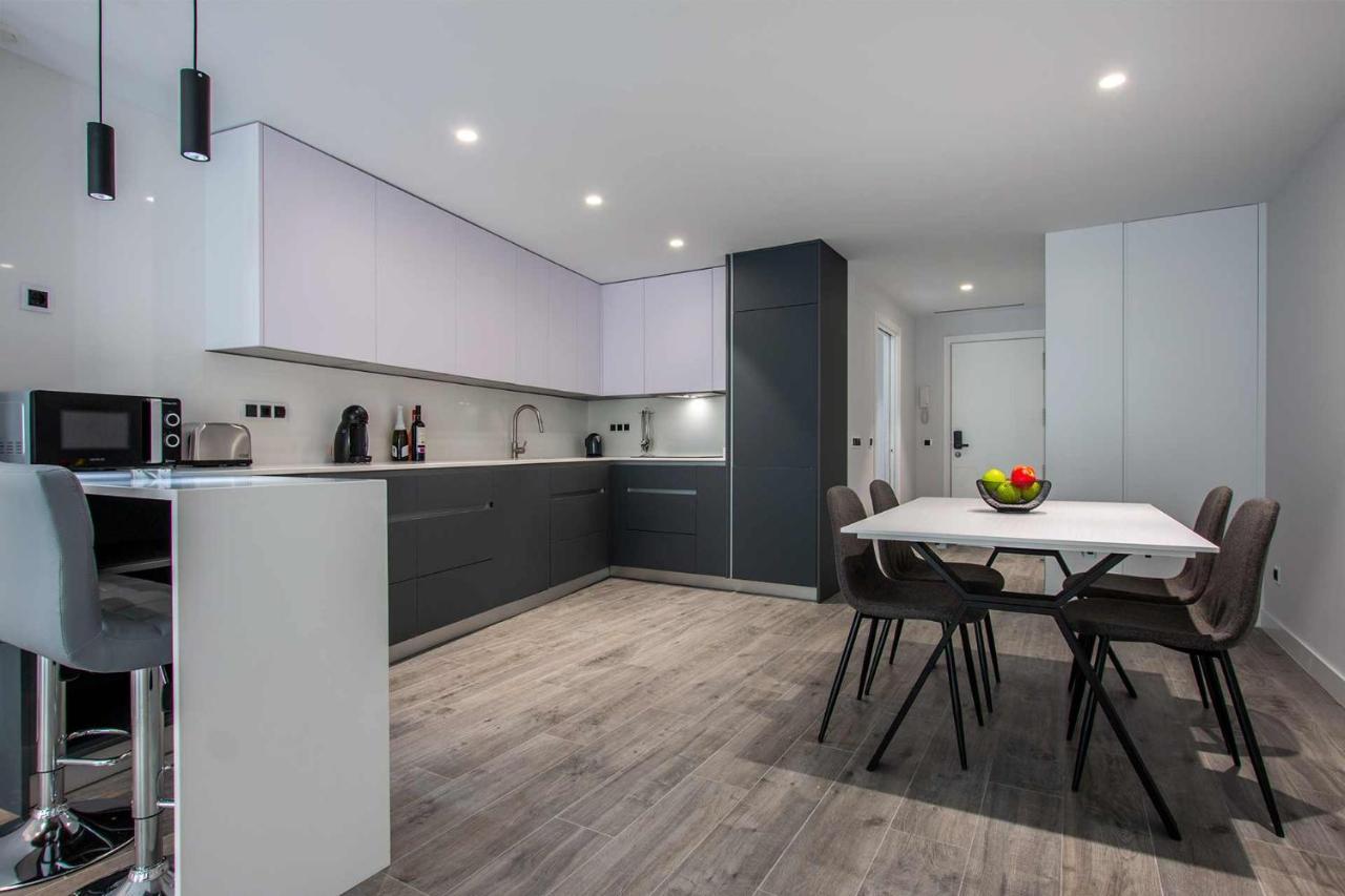 En Plaza De España Recién Construidos Apartamento