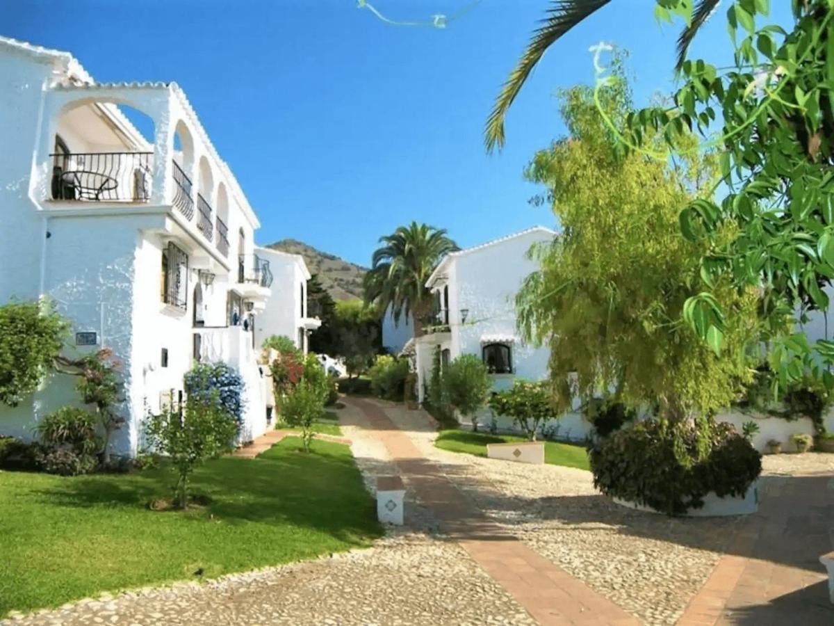 Right By The Pool Area In Capistrano Village!