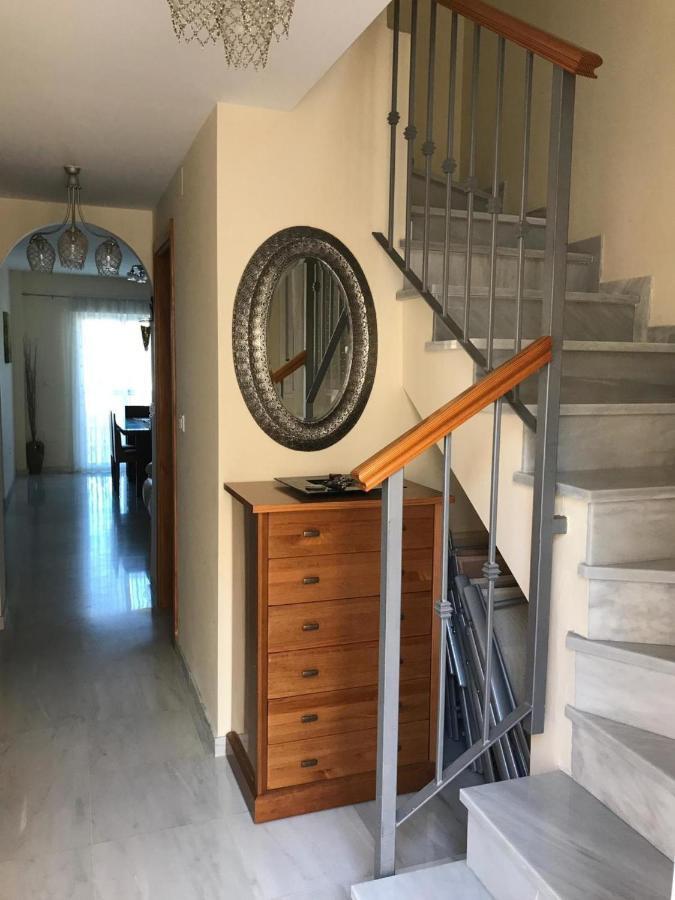 Stunning 2-Bed House In Nerja W Pool A C Garage Casa de férias *