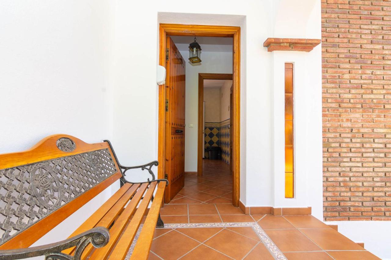 Villa Andalucía: Cerca De Todo, Intimidad Y Espacio Nerja