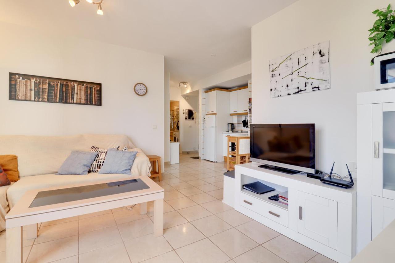 2 Bedroom In *