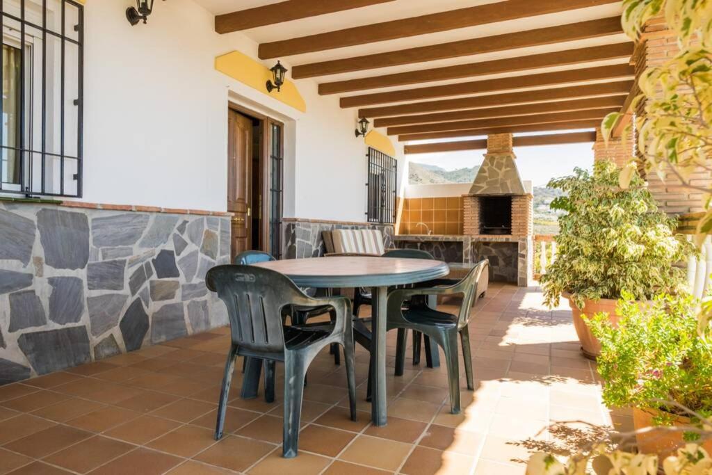 El Peli Villa Nerja