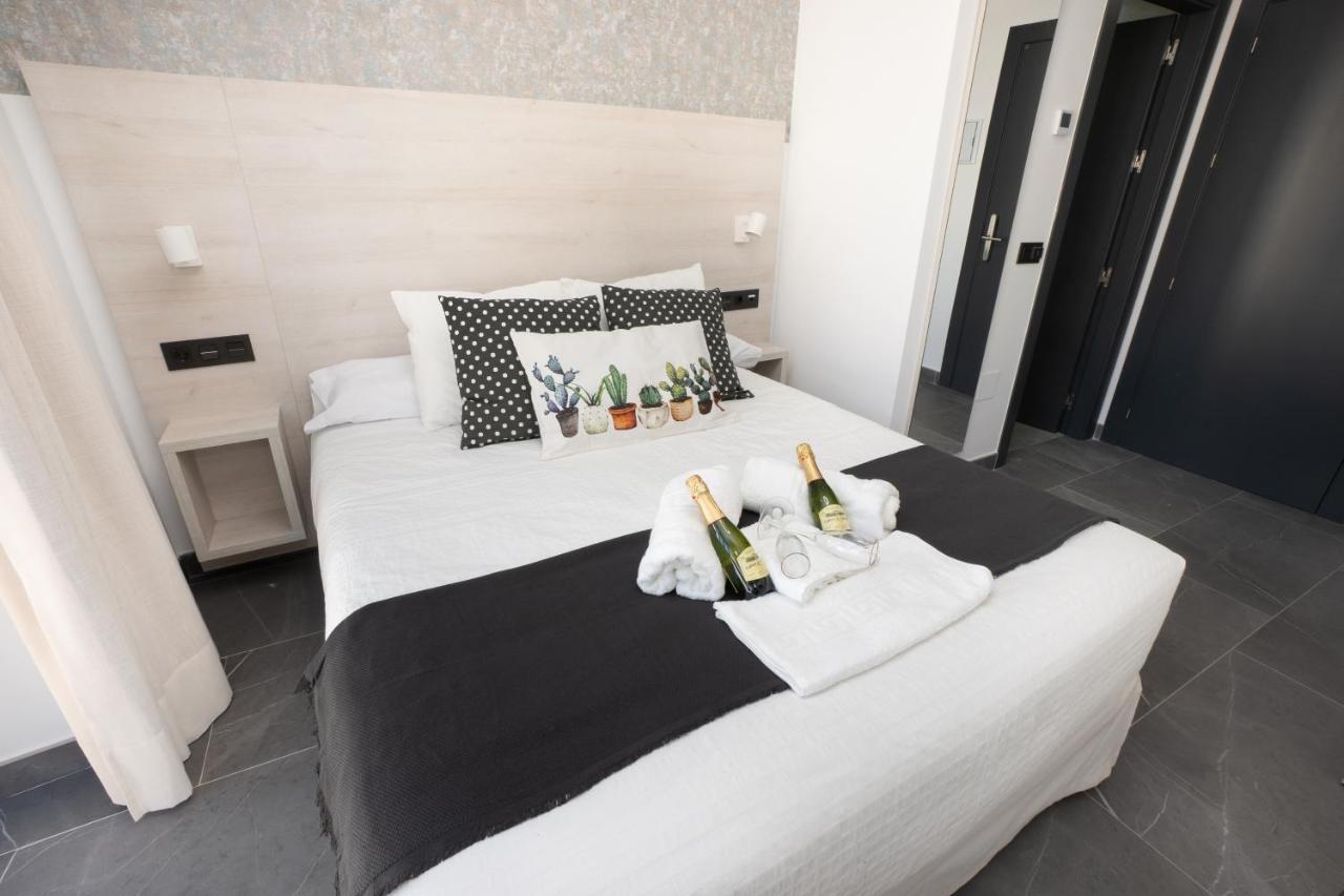 Pensión Nerja-centro-jacuzzi- Mirador De La Ermita- Adults Recommended Nerja