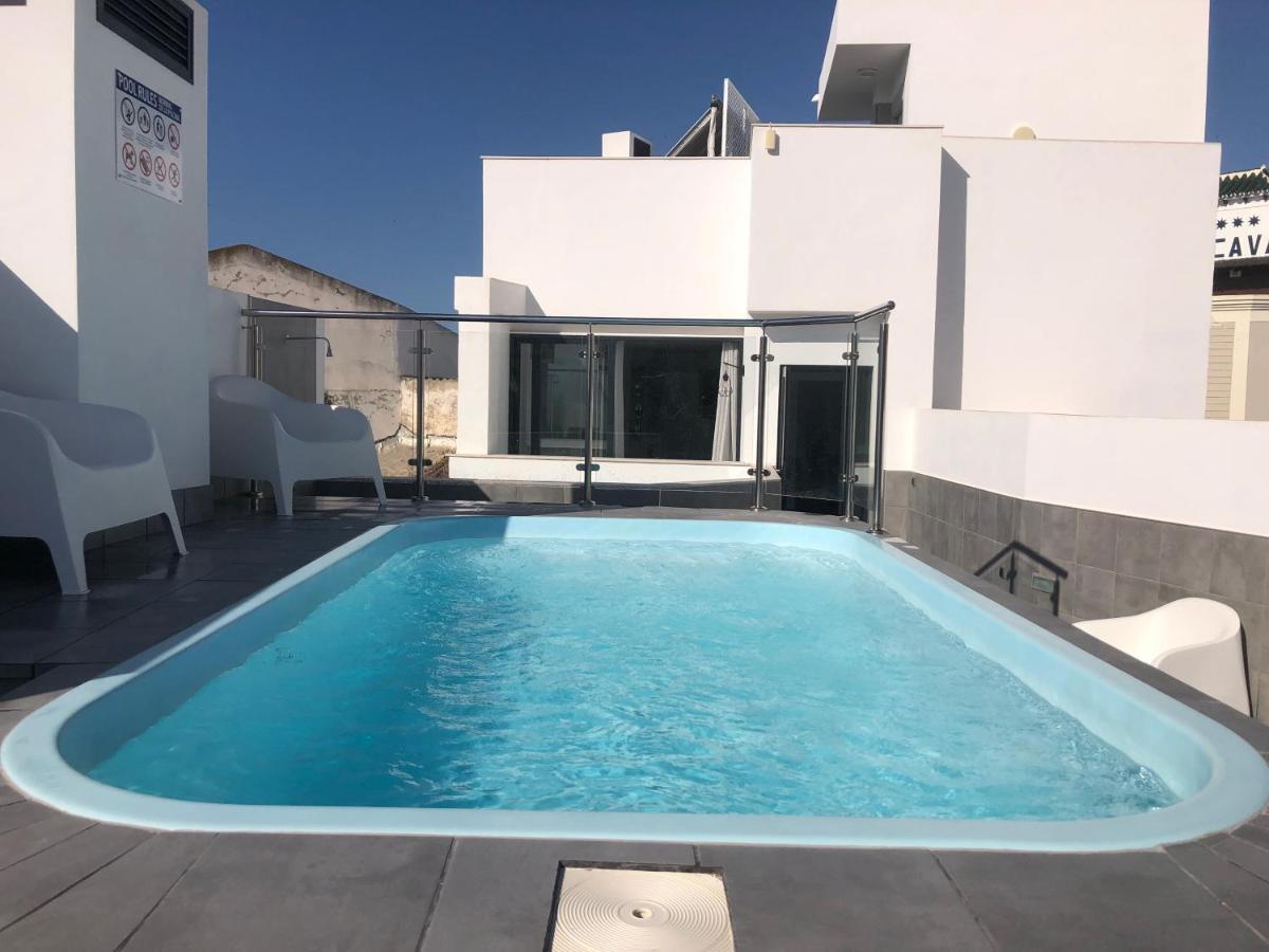 1 Gran8nerja * Nerja