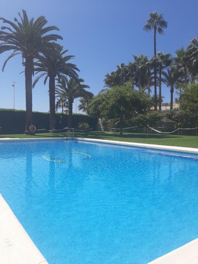 Playa Torecilla Beachfront Apartamento