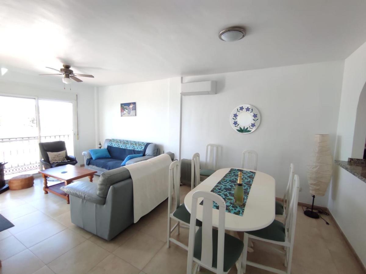 - Casa De Familia Nerja