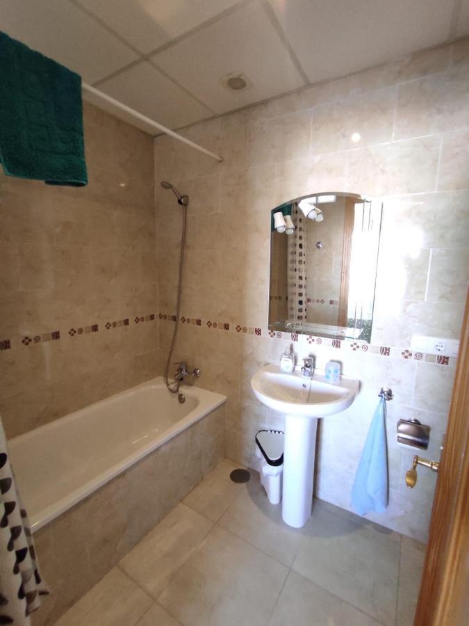 - Casa De Familia Vakantiehuis *