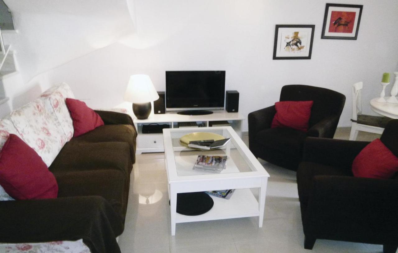 Cozy In With Wifi Nerja