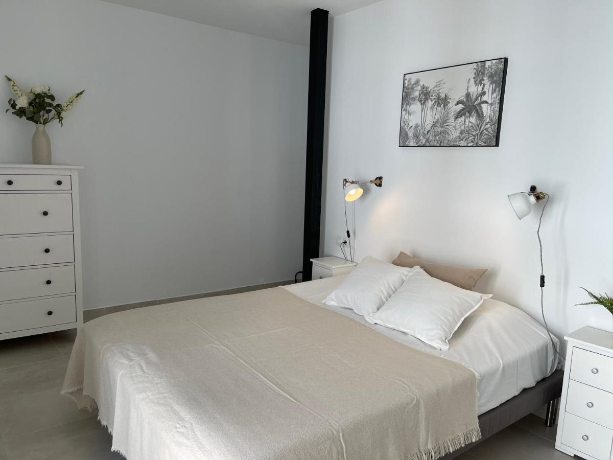 New Townhouse In The Heart Of With Jacuzzi *