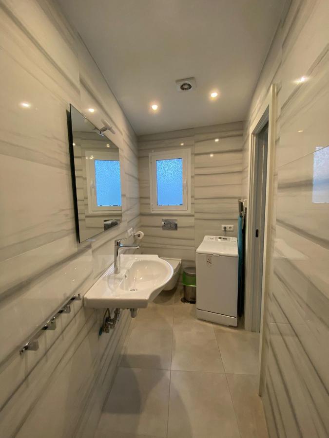 New Townhouse In The Heart Of With Jacuzzi Casa de férias Nerja