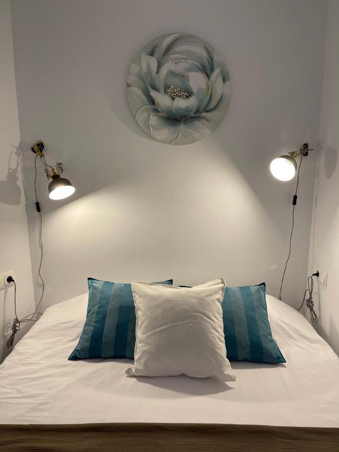 Casa de férias New Townhouse In The Heart Of With Jacuzzi