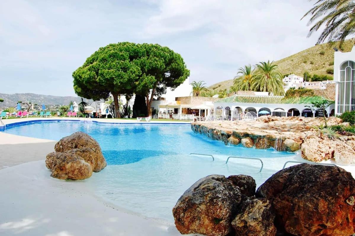 Beautiful With Amazing Sea View Apartamento Nerja