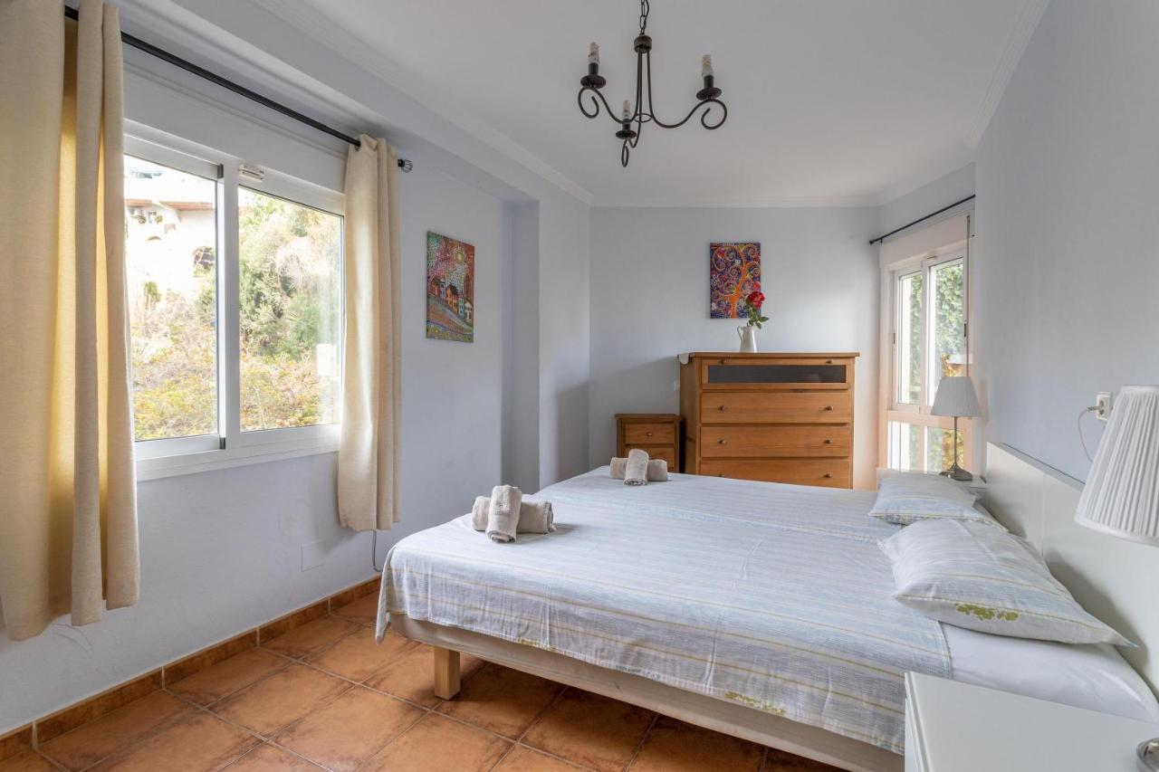 Two Bed Near Burriana * Nerja