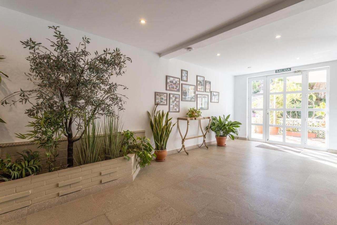 Two Bed Near Burriana Appartement